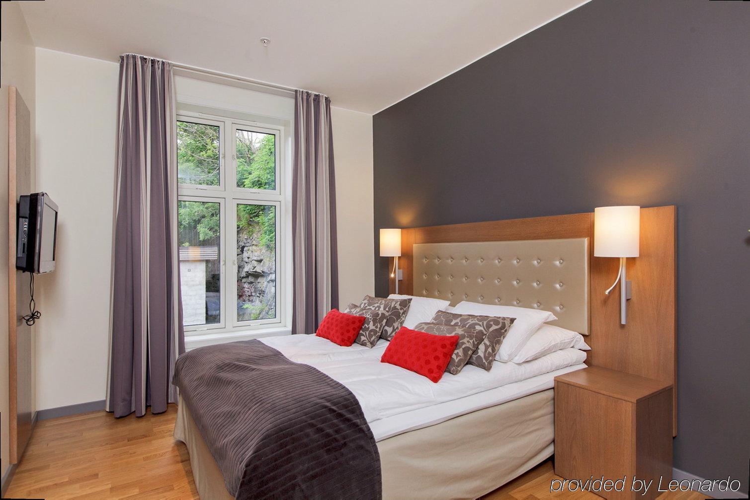 Thon Hotel Hoyers Skien Zewnętrze zdjęcie